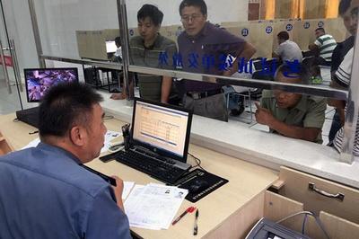 常州首批出租汽車駕駛員通過(guò)新模式考試取得從業(yè)資格證 - 今日頭條(TouTiao.org)