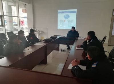 公交集團開展春節(jié)前重點駕駛員安全培訓